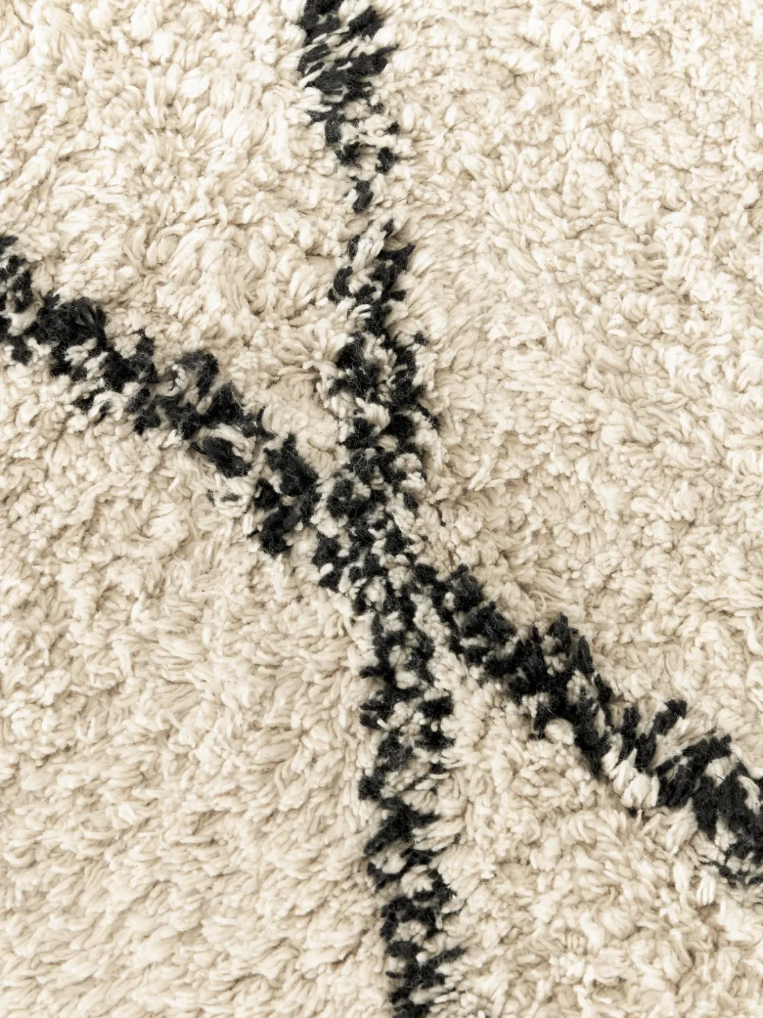 Alfombra artesanal de algodón con flecos Bina