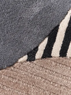 Alfombra artesanal de lana texturizada Rosco