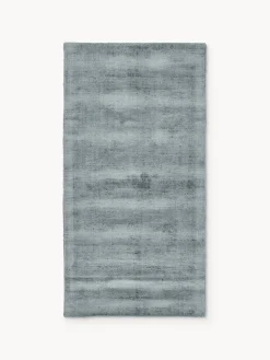 Alfombra artesanal de viscosa Jane