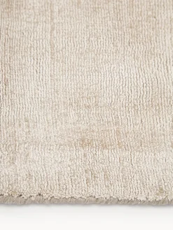 Alfombra artesanal de viscosa Jane