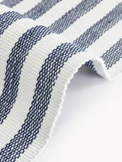 Alfombra artesanal para interior y exterior Lyla