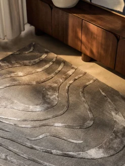 Alfombra artesanal texturizada de pelo corto Winola