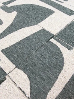 Alfombra con estampado gráfico Campanula