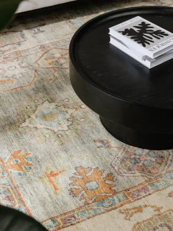 Alfombra con estampado ornamental Mara