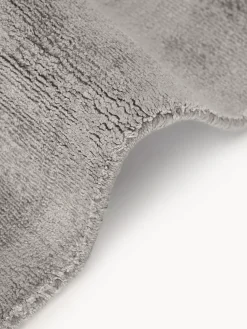 Alfombra corredor artesanal de viscosa Jane