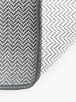 Alfombra corredor exterior reversible en zigzag Cort