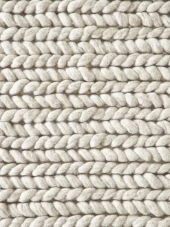 Alfombra de lana trenzada Bruna