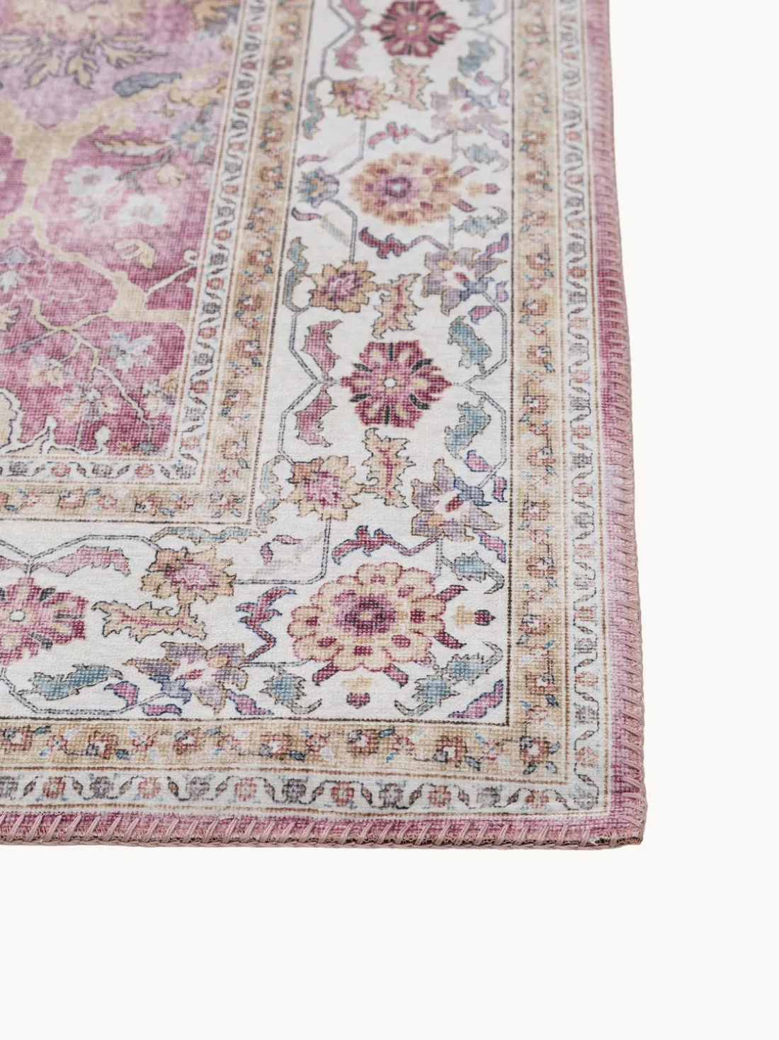 Alfombra de pelo corto con motivos ornamentales Laury