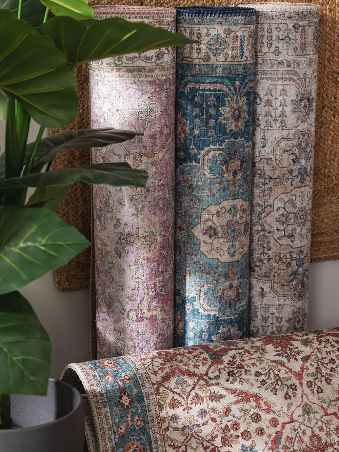 Alfombra de pelo corto con motivos ornamentales Laury