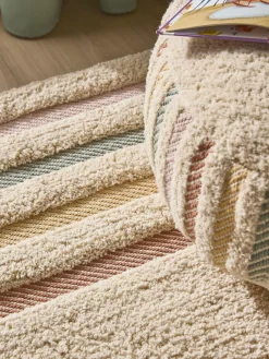 Alfombra infantil artesanal de algodón Lia