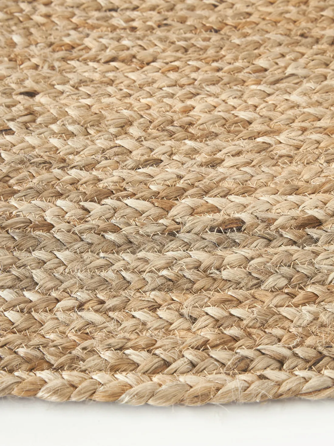 Alfombra redonda artesanal de yute Sharmila