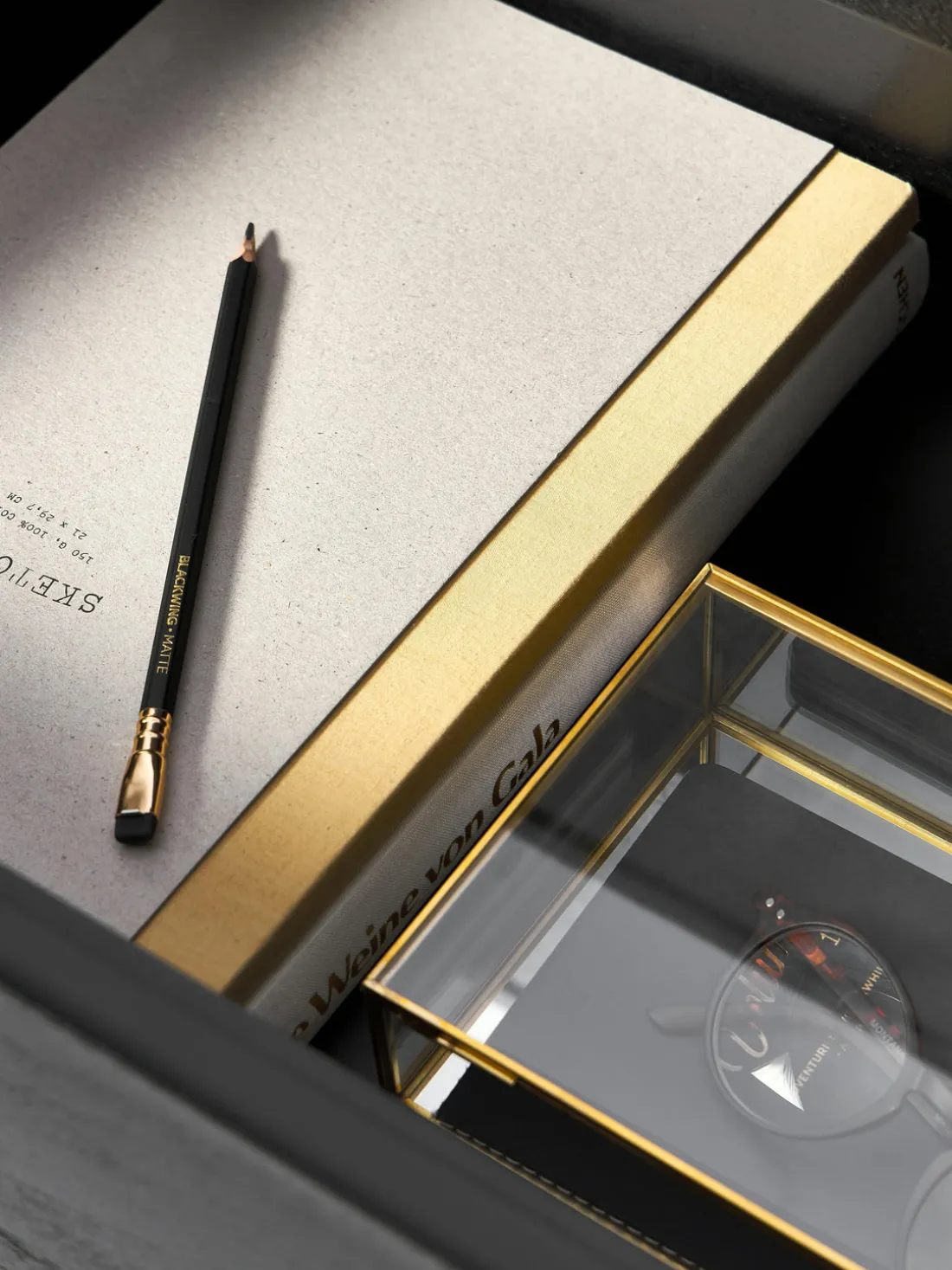 Aparador de madera de mango Luca