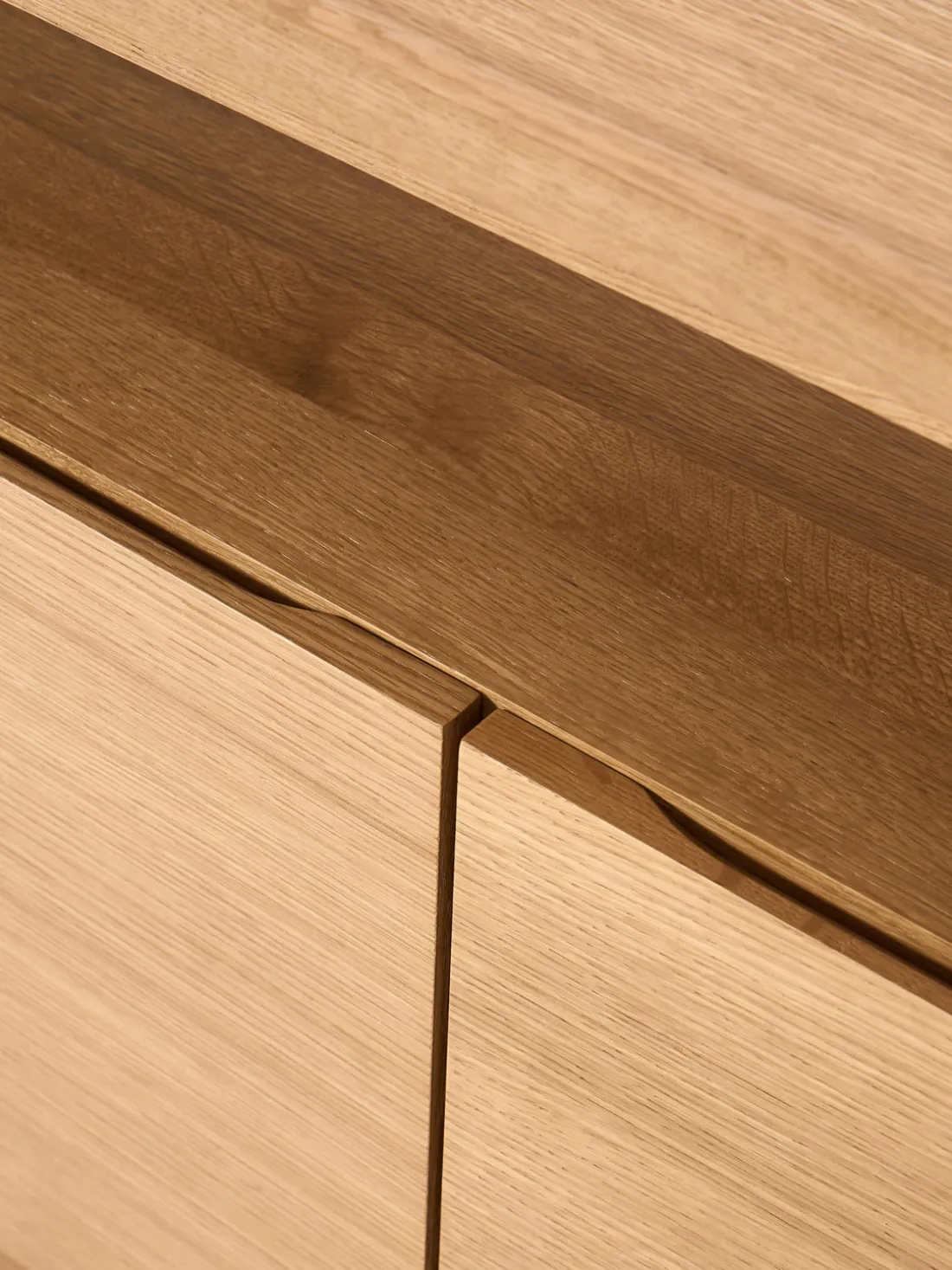 Aparador de madera Libby