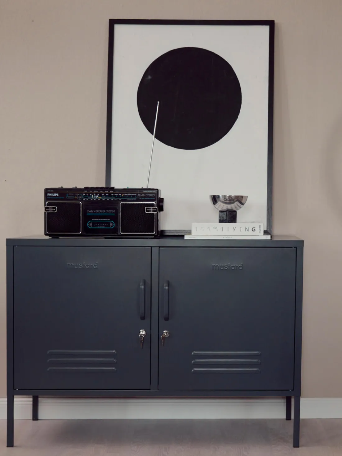 Aparador de metal The Lowdown