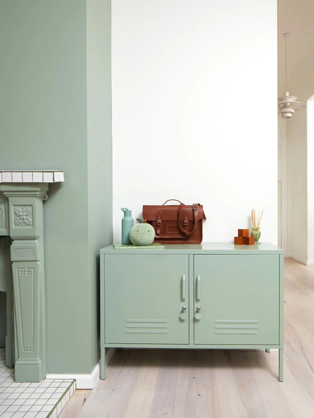 Aparador de metal The Lowdown