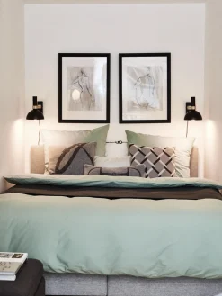 Aplique grande regulable con enchufe Larry