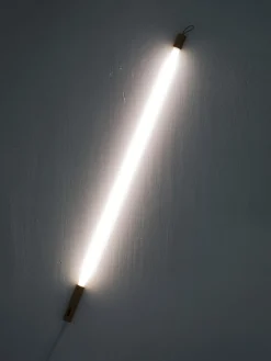 Aplique LED Linea, con enchufe