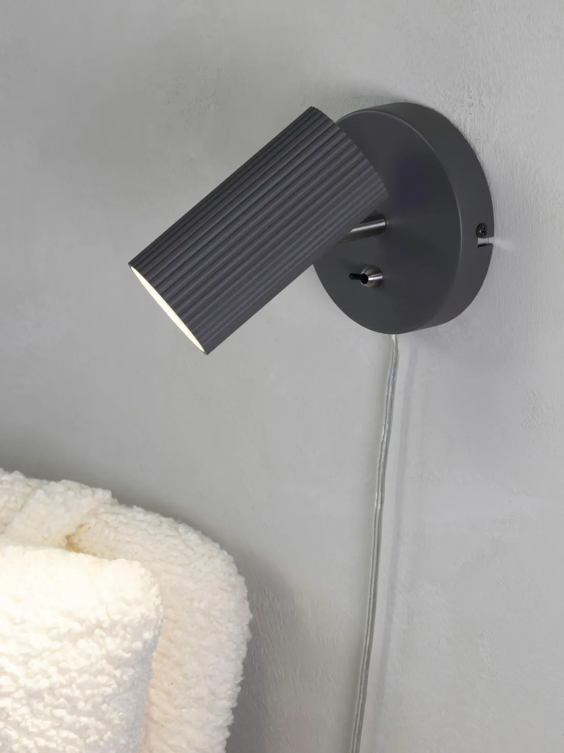 Aplique orientable Costilla