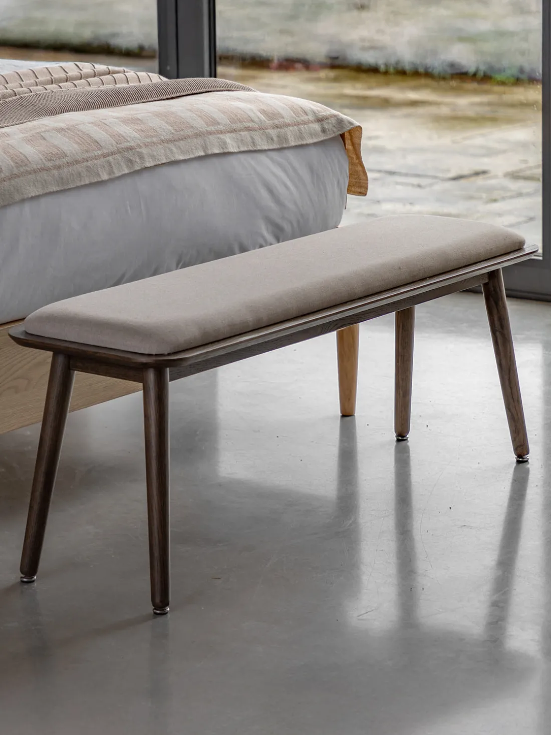 Banco de madera Hatfield