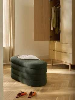 Banco tapizado en tejido bouclé con espacio de almacenaje Alto