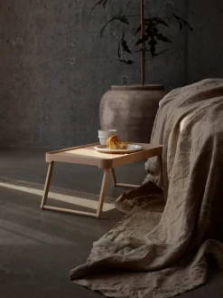 Bandeja plegable de madera de fresno Inu