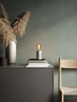 Bombilla E27, blanco cálido, 5,4 W, 1 uds.