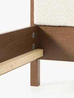 Cama de madera con cabecero en tejido bouclé Jones