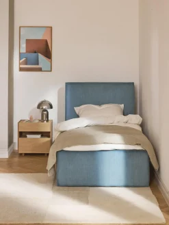 Cama individual tapizada de pana Dream