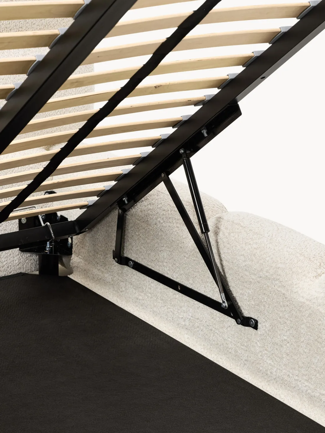 Cama individual tapizada en borreguillo bouclé con espacio de almacenamiento Tayla