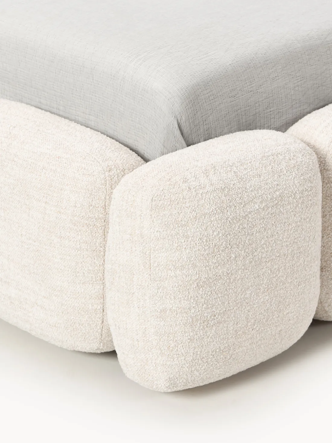 Cama individual tapizada en borreguillo bouclé con espacio de almacenamiento Tayla