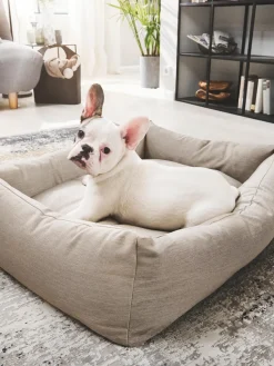 Cama para mascotas de interior/exterior Smooth, tamaños diferentes