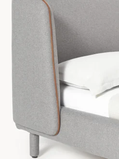 Cama tapizada con cabecero Luma