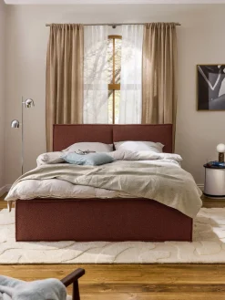 Cama tapizada en tejido bouclé Dream