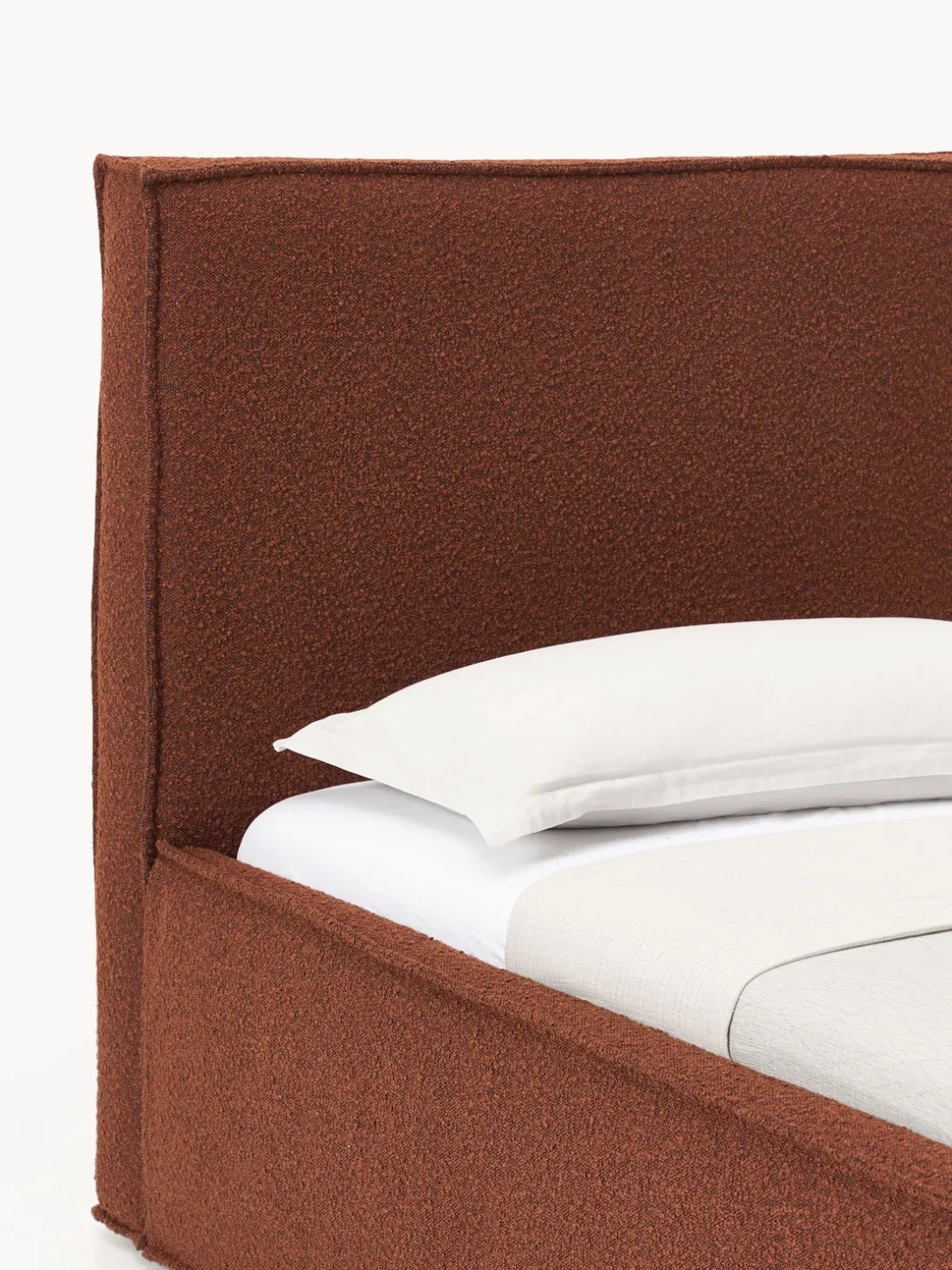 Cama tapizada en tejido bouclé Dream