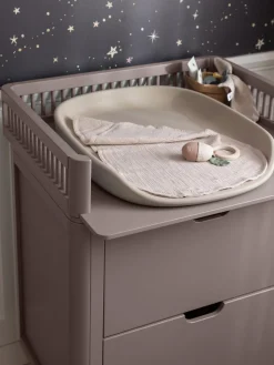 Cambiador de madera con cajones Sebra