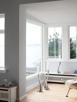 Candelabro de acero inoxidable con forma orgánica Cobra, 40 cm