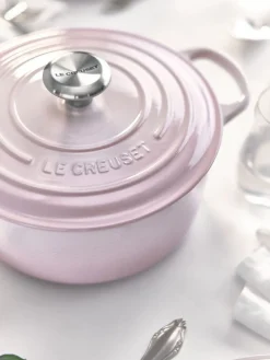 Cazuela redonda de hierro fundido Signature Collection