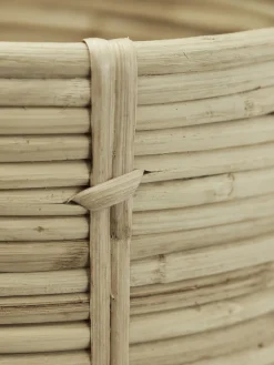 Cesta artesanal de ratán Bella