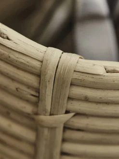 Cesta artesanal de ratán Bella