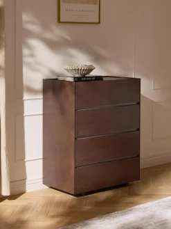 Cómoda de madera Larsen