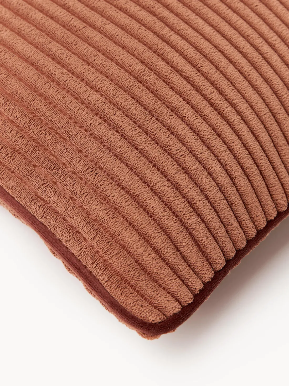 Cojín alargado de pana Kylen