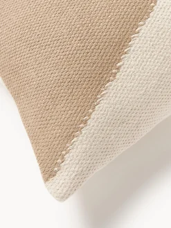 Cojín grande artesanal con motivos geométricos Asta