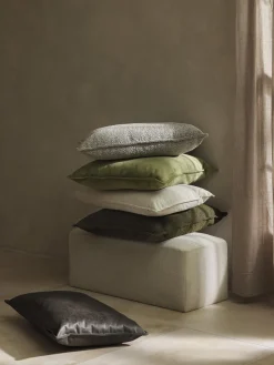 Cojín sofá grande de pana Lennon, 70 x 70 cm