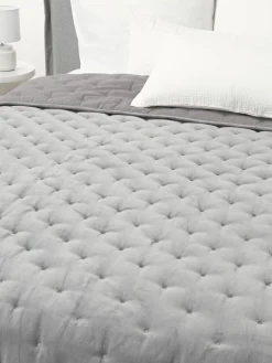 Colcha de terciopelo acolchada Cheryl