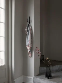 Colgador de madera de roble Woody