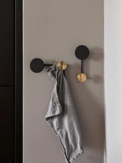 Colgador de metal Afteroom