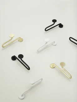 Colgador de metal Swing