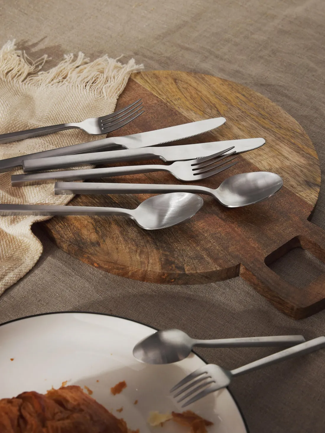 Cubertería mate Shine, tamaños diferentes