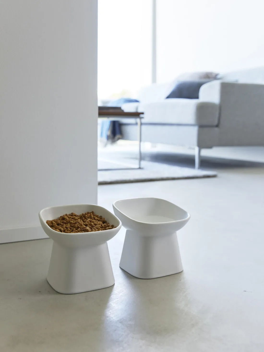 Cuenco de mascotas de cerámica Tower