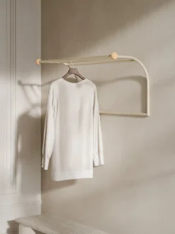 Estante de pared con gancho de travertino Disa